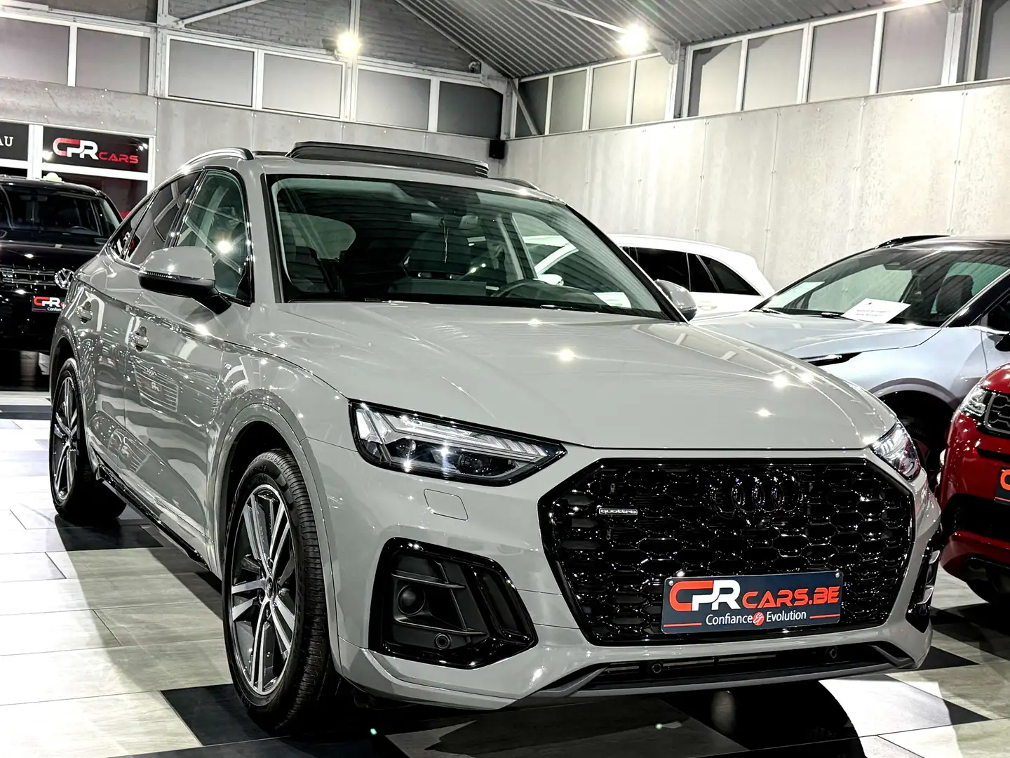 Audi Q5 PHEV 50 TFSIe Quattro S line Shadow Look 1e Main Gris - 2