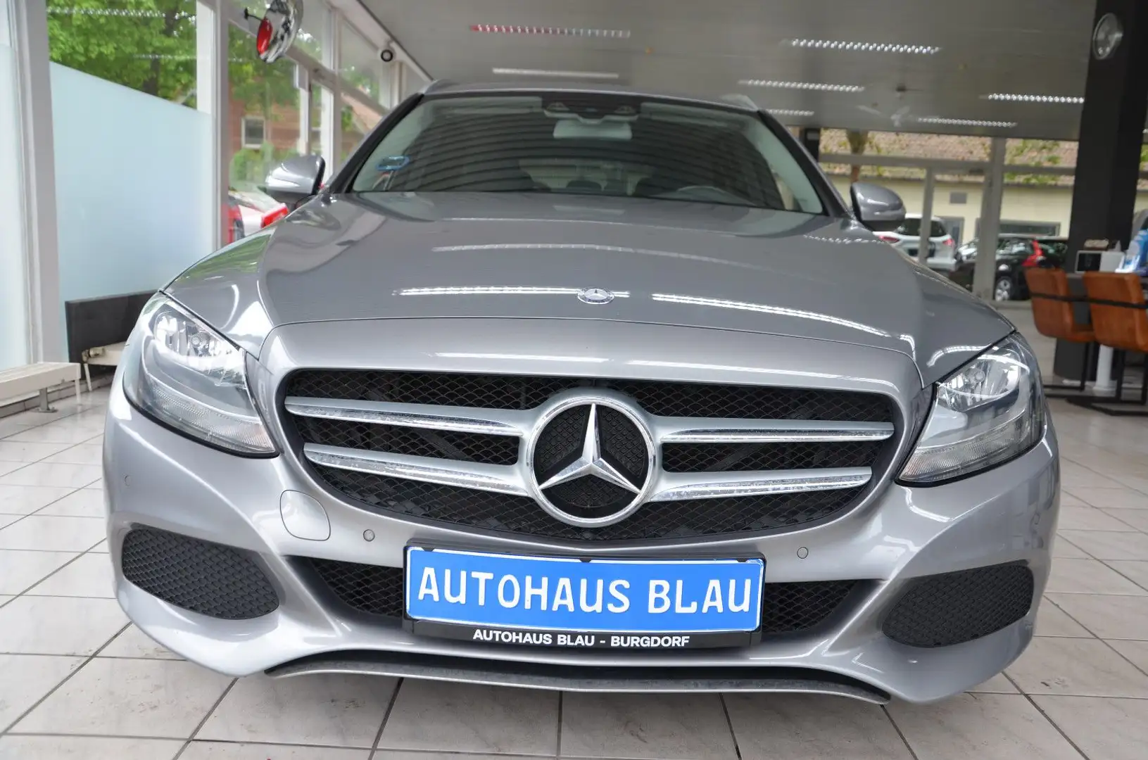 Mercedes-Benz C 180 T CGI *HEAD-UP*R-KAMERA*100TKM!*2.HAND* Stříbrná - 2