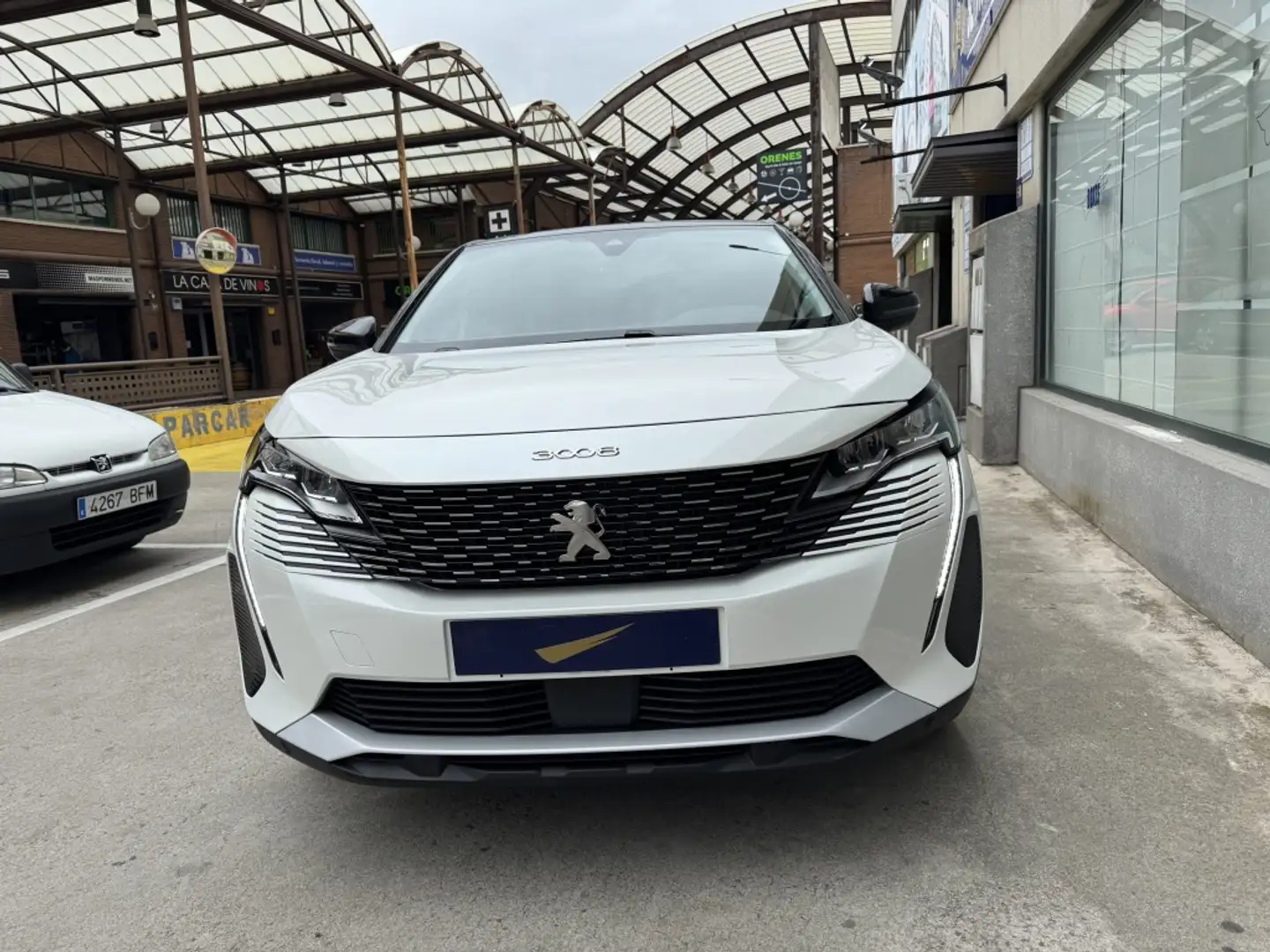 Peugeot 3008 HYB PHEV 225 Active Pack e-EAT8 Blanc - 2