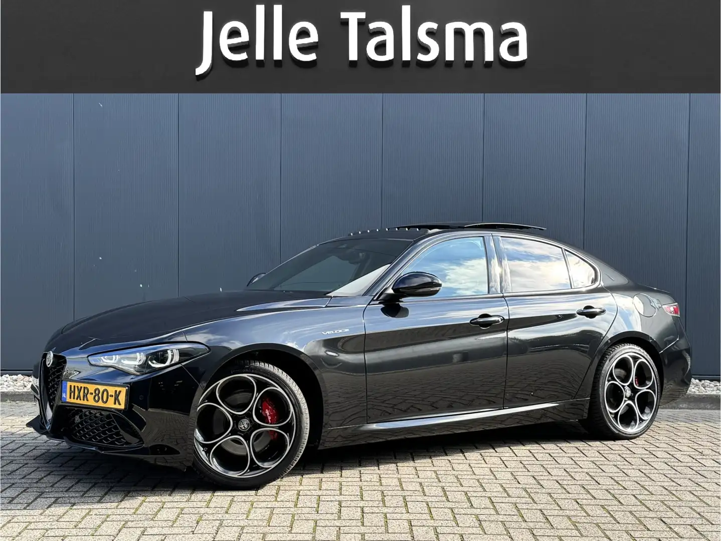 Alfa Romeo Giulia 2.0T 280 GME AWD Veloce | 19" Velgen | Panoramadak Zwart - 1