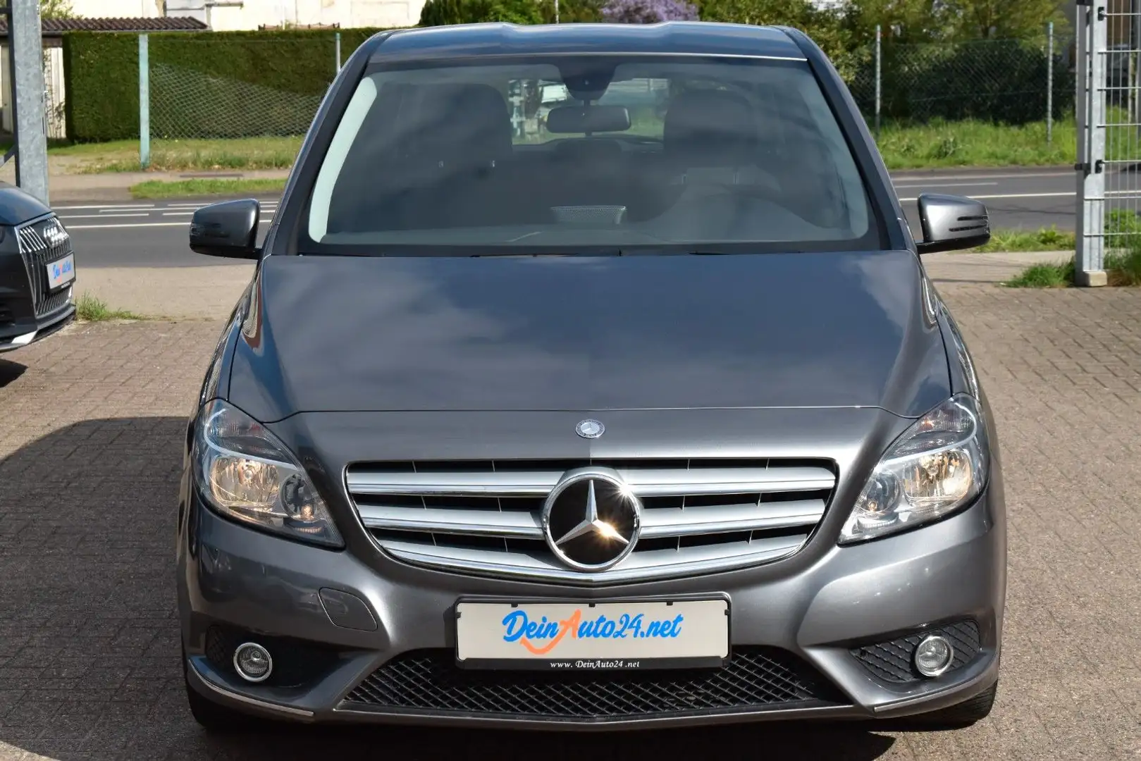 Mercedes-Benz B 180 CDI Klima|18"ALU|Euro 5|BT|Attention Ass. Gris - 2