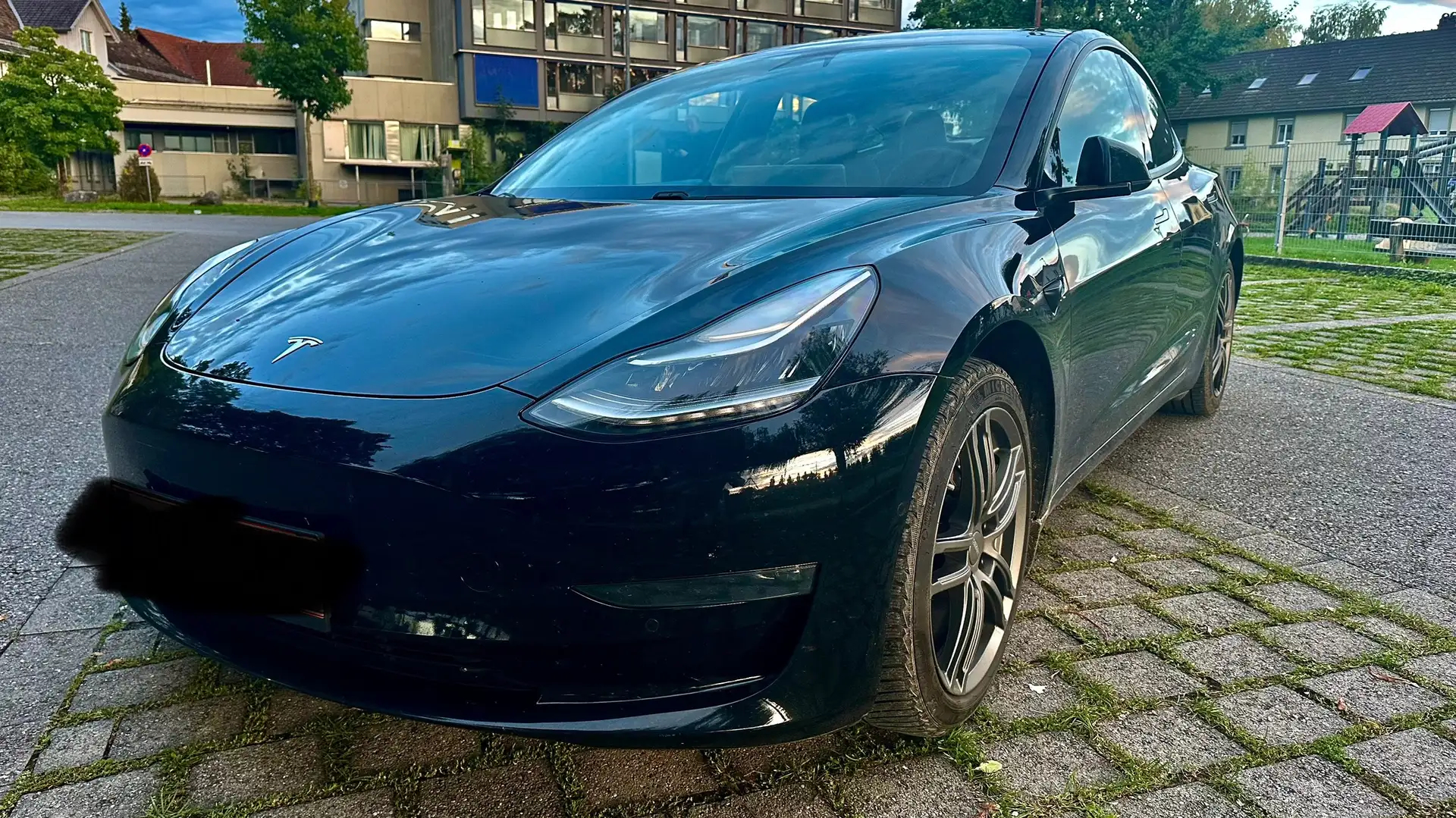 Tesla Model 3 Model 3 Langstreckenbatt. Allradantrieb Dual Motor Schwarz - 2