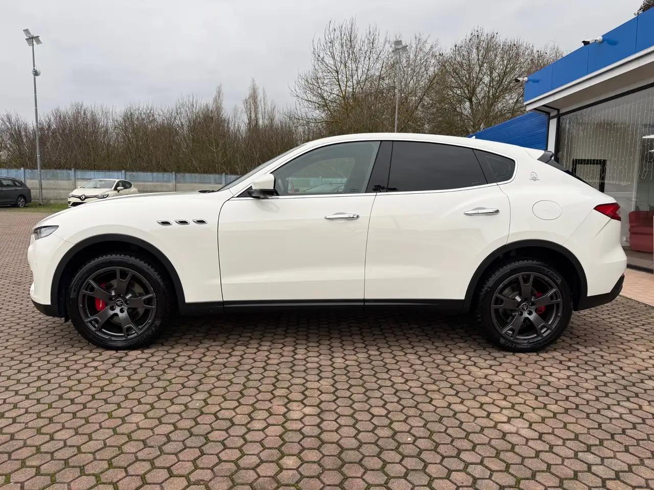 Maserati Levante 2021
