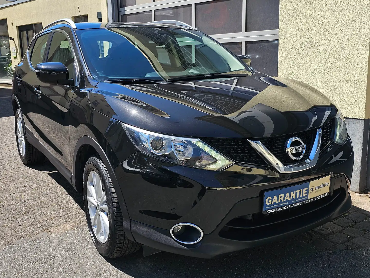 Nissan Qashqai 1.6dCi Acenta* Aut*Pano* Kamera*Garantie Schwarz - 1