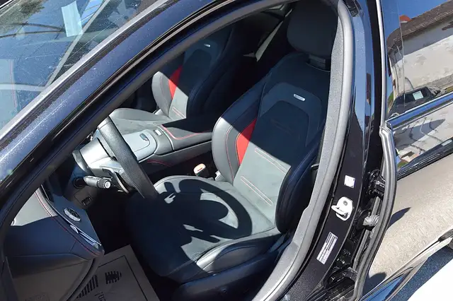 Mercedes-Benz E 53 AMG PHEV 4Matic 21,2kWh Aut. *AMG Night-Paket Exter... Ansicht 9