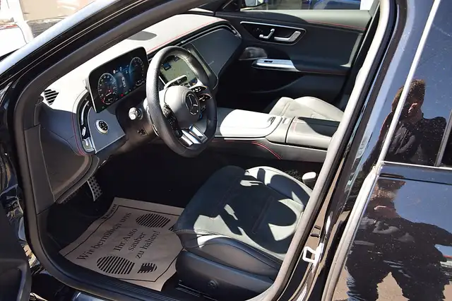 Mercedes-Benz E 53 AMG PHEV 4Matic 21,2kWh Aut. *AMG Night-Paket Exter... Ansicht 4