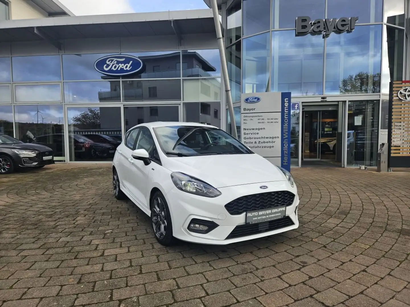 Ford Fiesta 1.0 EcoBoost Hybrid S&S ST-LINE Blanc - 1