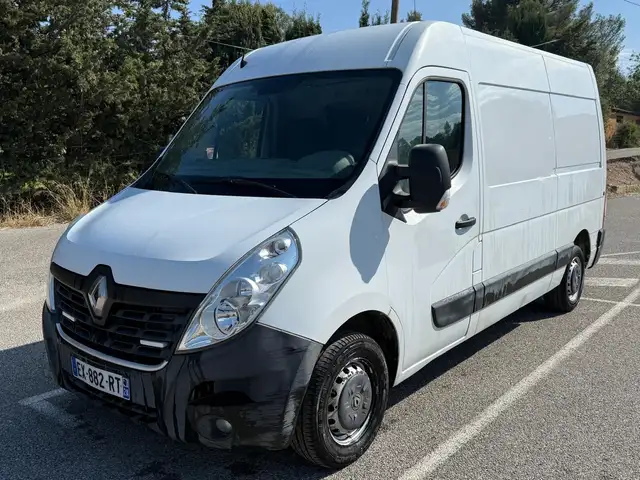 Renault Master F3300 L2H2 2.3 DCI 130CH CONFORT EURO6