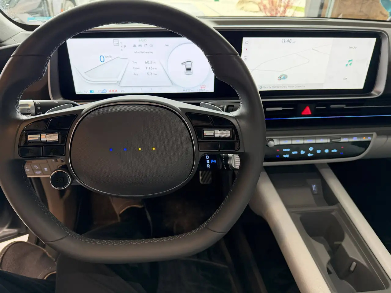 Hyundai IONIQ 6 снимка Hyundai IONIQ 6