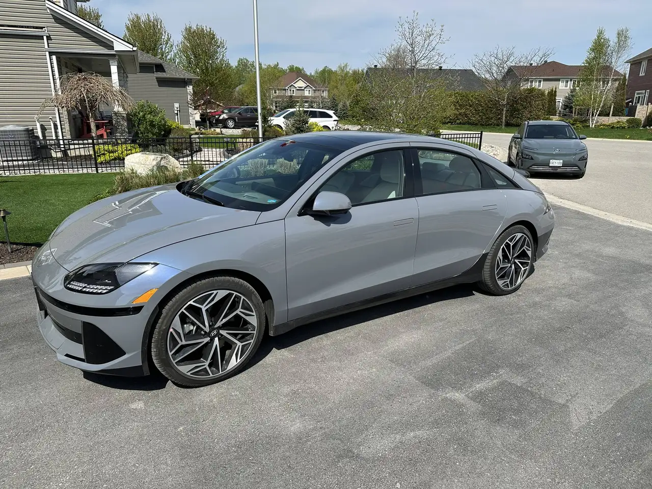 Hyundai IONIQ 6 снимка Hyundai IONIQ 6