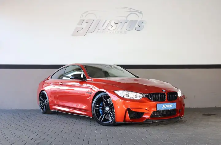 BMW M4 Coupé/360*/HUD/TOTW/HK/SHZ/TEMP/PDC/NAVI/R19