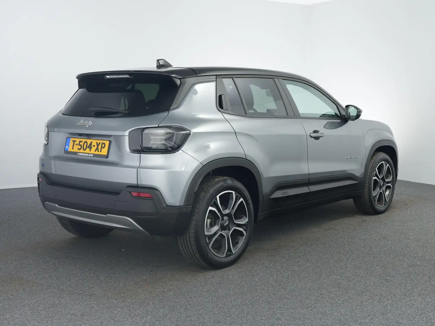 Jeep Avenger 1st Edition 54 kWh | Airco (automatisch) | Apple C Grijs - 2