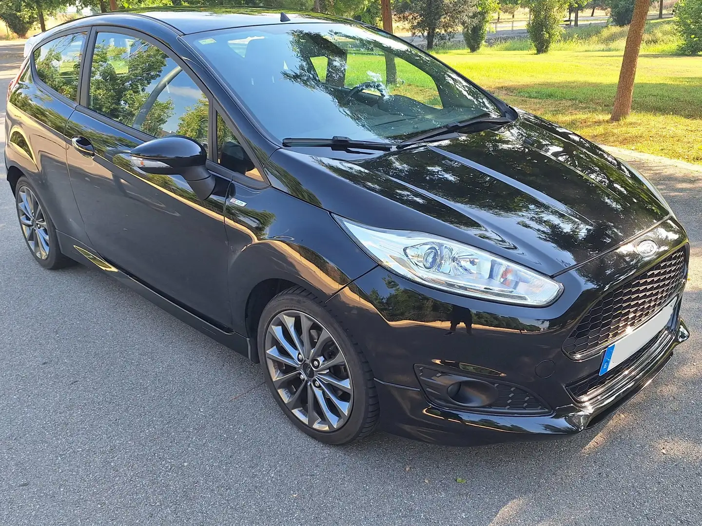 Ford Fiesta Fiesta 1.5 TDCi ST-Line 95 ST-Line IMPECABLE Y UNICO PROPIETARIO Negro - 1