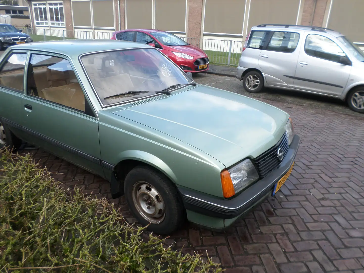 Opel Ascona 1.6  DIESEL Verde - 2