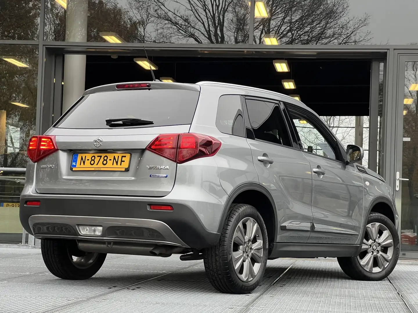 Suzuki Vitara 1.4 Boosterjet Select Smart Hybrid | Navigatie | A Gris - 2