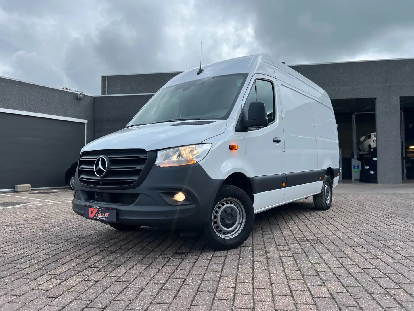 Mercedes-Benz Sprinter 317 L2H2 RWD (34.500€ex) 360CAM|MBUX| SENSOR Blanc - 2