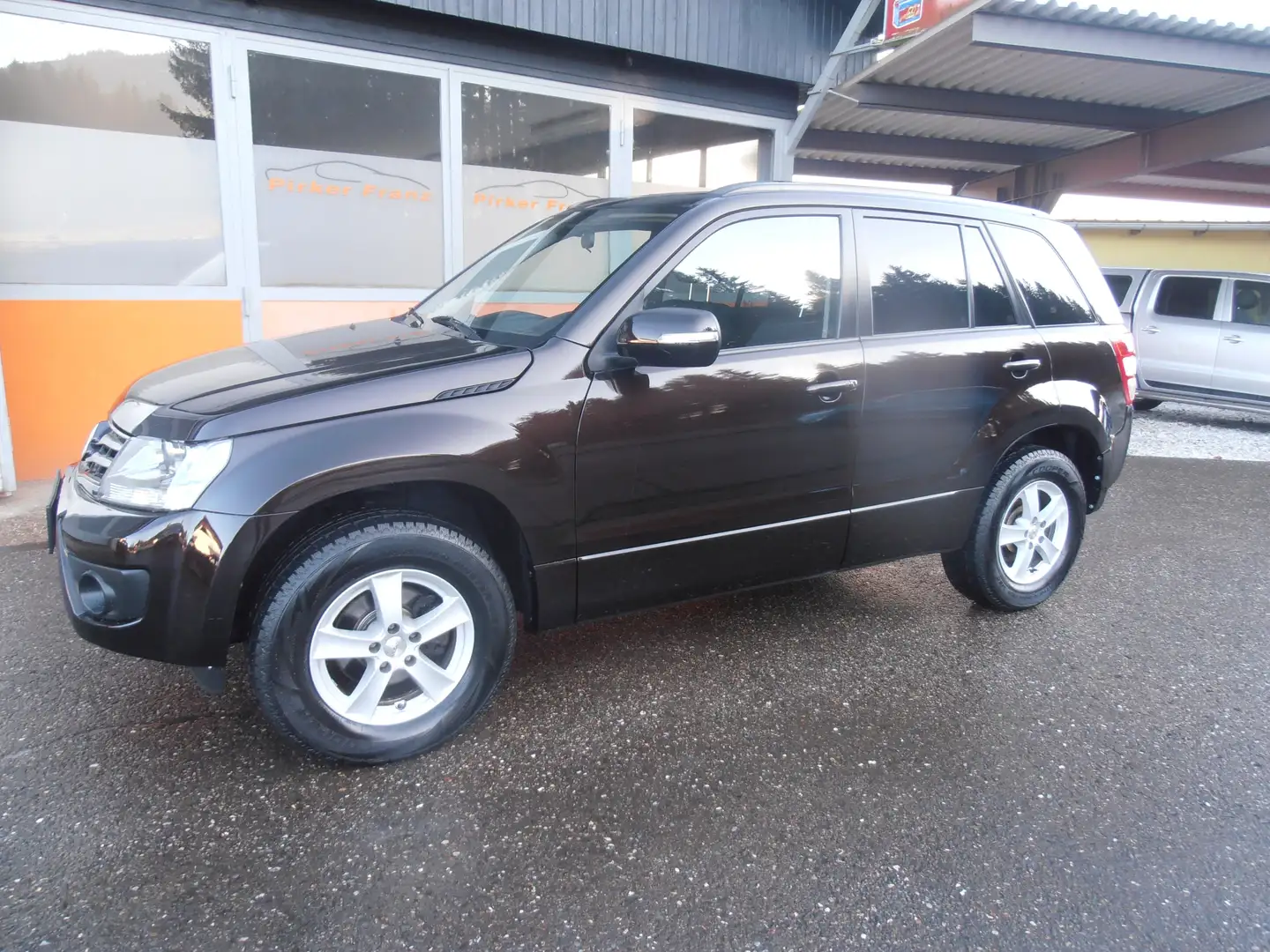 Suzuki Grand Vitara 1.9 DDIS X 30 " WENIG KILOMETER" Braun - 1