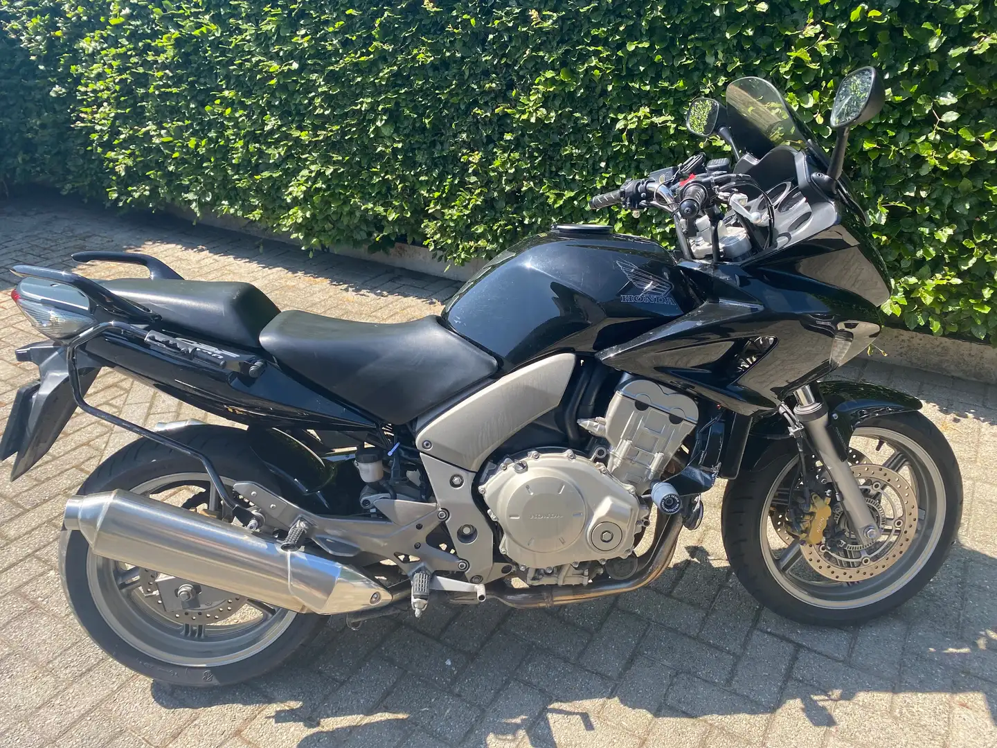 Honda CBF 1000 Чорний - 1