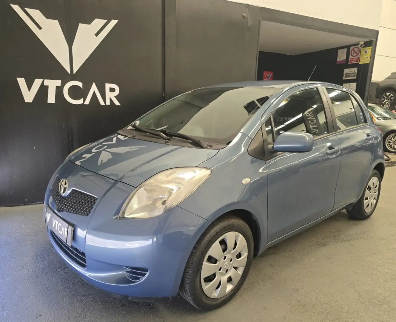 Toyota Yaris 1.3 VVT-i Azul - 2