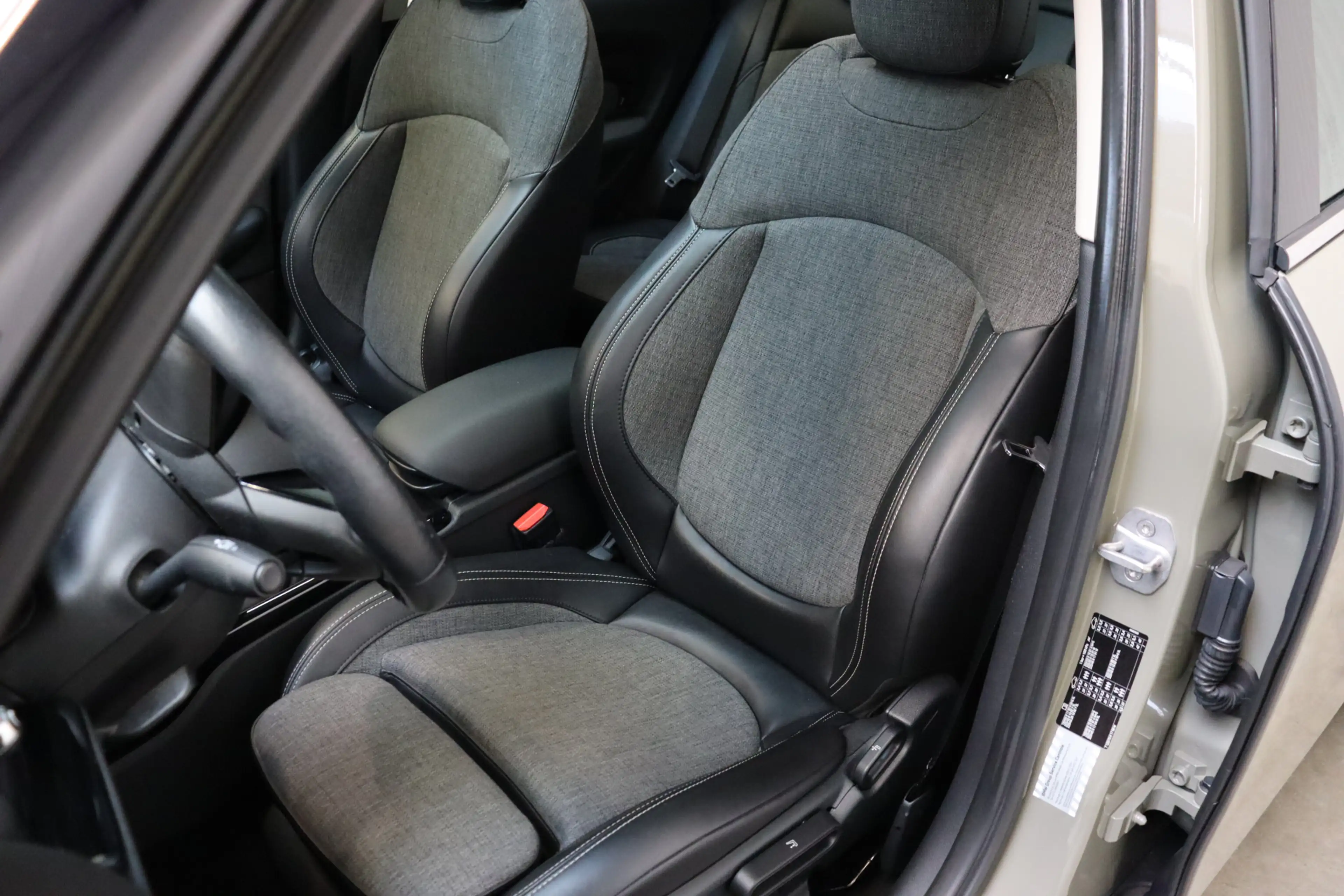 MINI Cooper Clubman Salt Business Automaat / Navigatiesysteem / Panora — photo 14