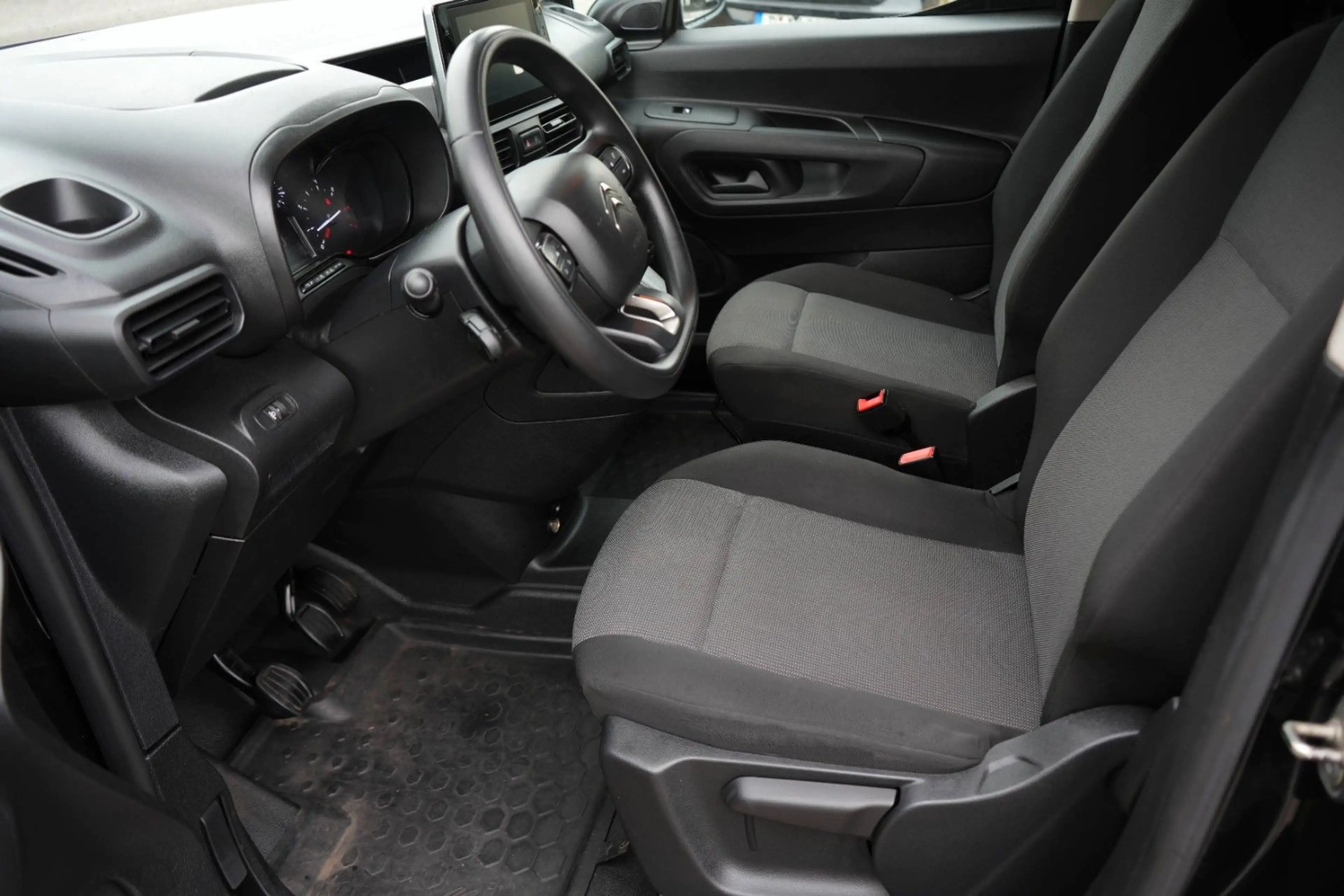 Citroen Berlingo 1.6 HDi 100 Kasten Club *KLIMA|KAMERA* — photo 11