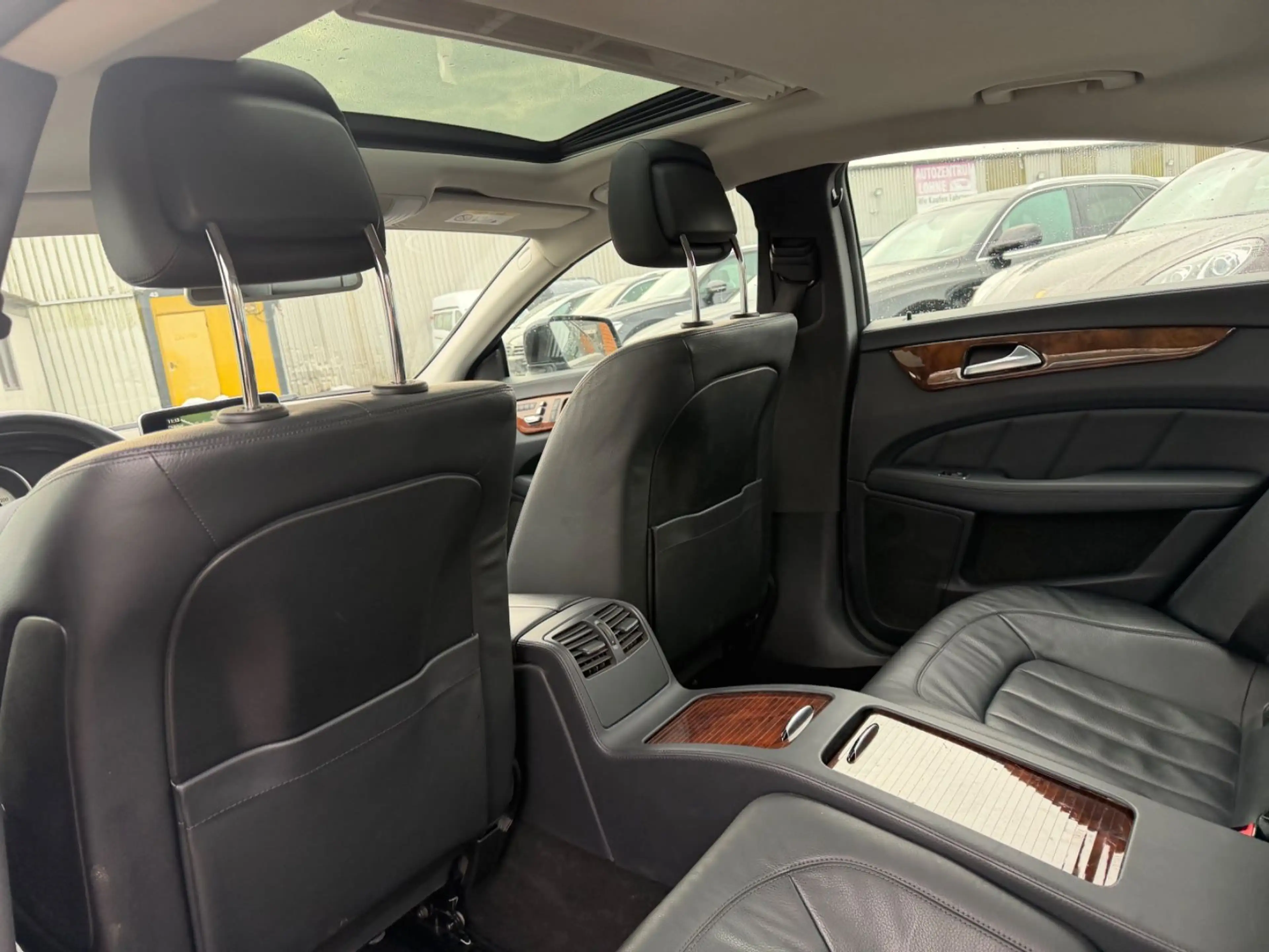 Mercedes-Benz CLS 350 BlueTec/EURO6/LED/NAVI/TEMPOMAT — photo 12