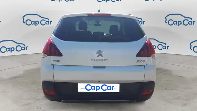 Peugeot 3008 view 3