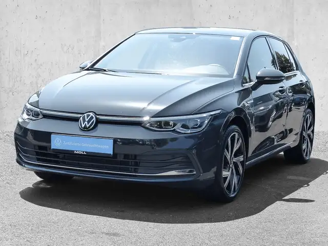 Volkswagen Golf view 2