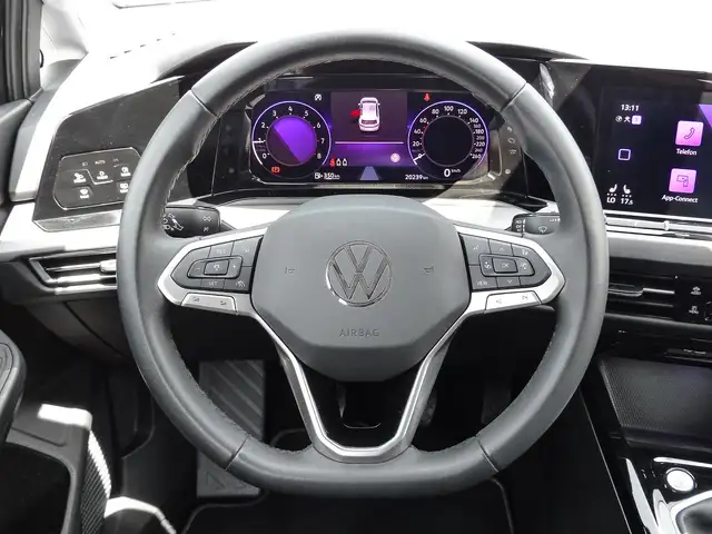 Volkswagen Golf view 13