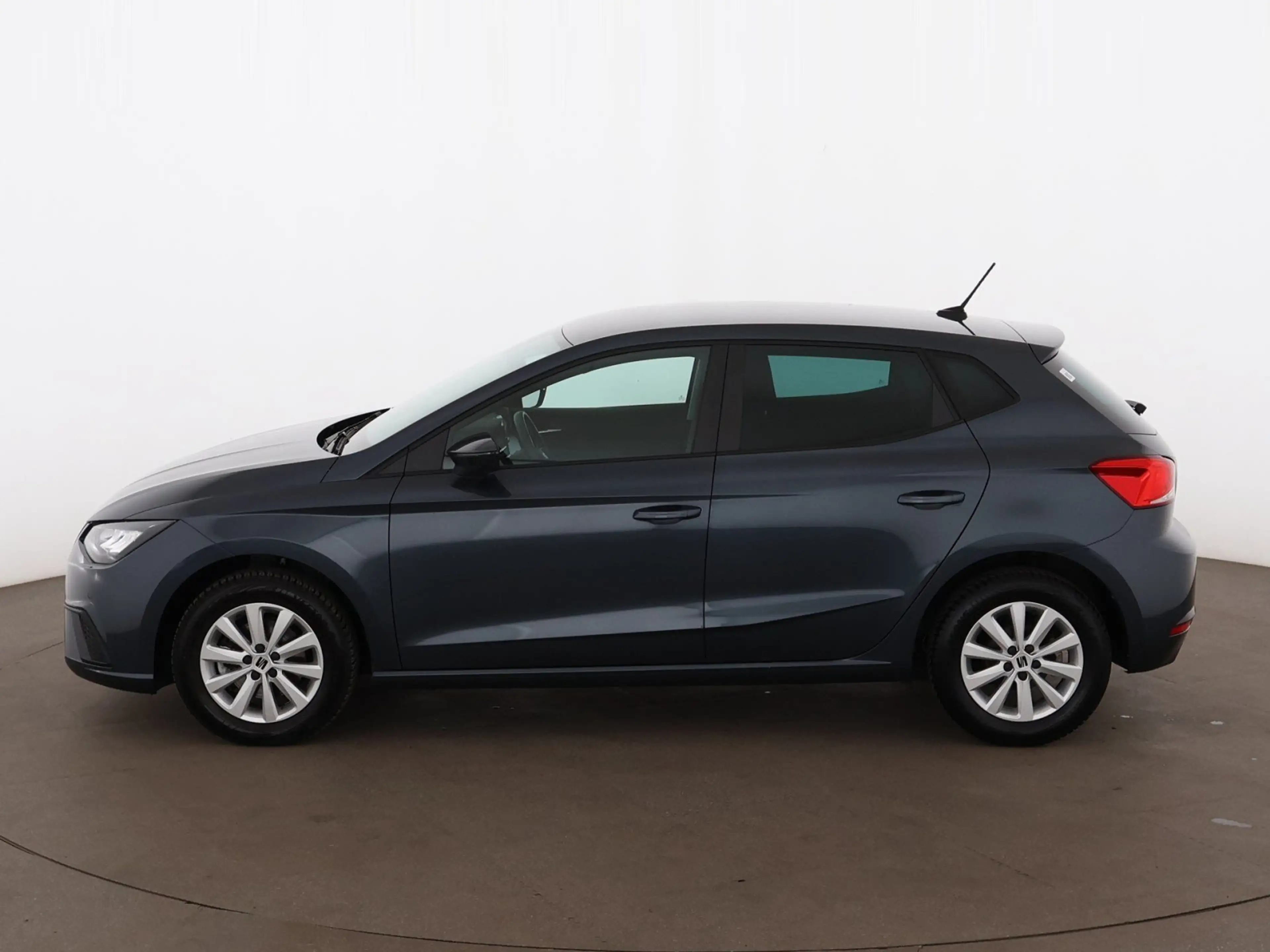 SEAT Ibiza 1.0 TSI Style LED DIGITAL-TACHO R-CAM TEMP — photo 7