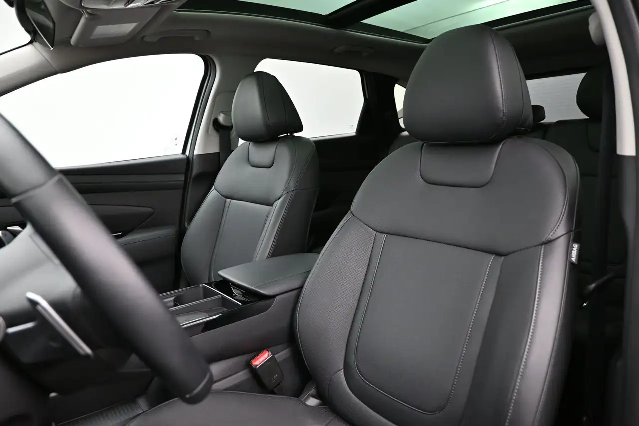 Hyundai TUCSON photo Hyundai TUCSON