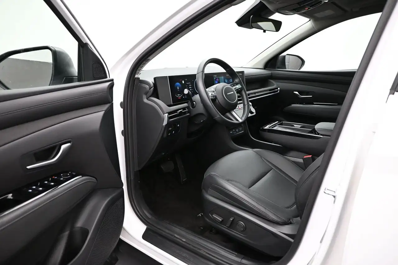 Hyundai TUCSON photo Hyundai TUCSON