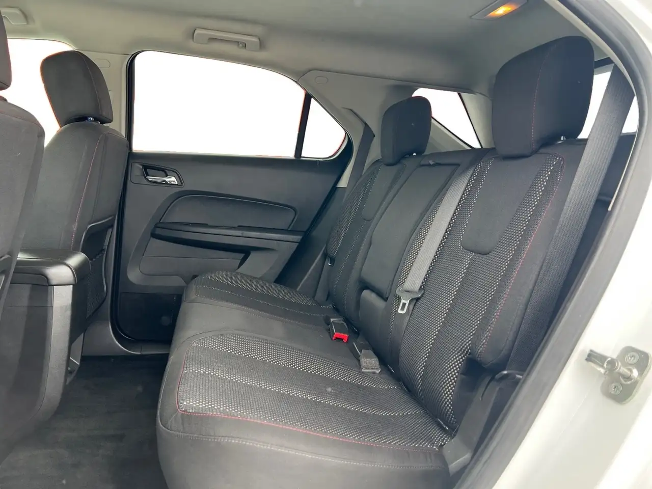 Chevrolet Equinox photo Chevrolet Equinox