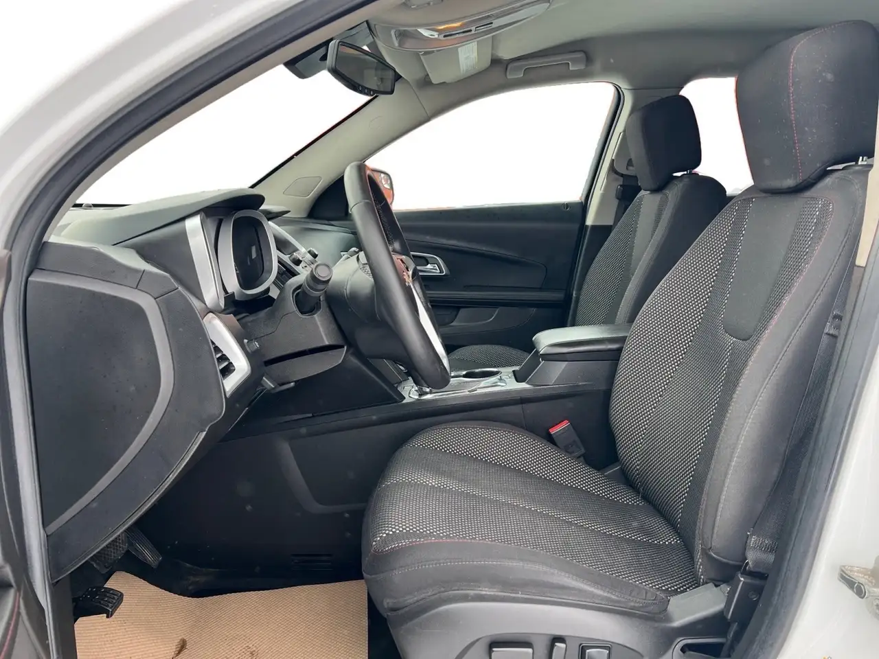 Chevrolet Equinox photo Chevrolet Equinox