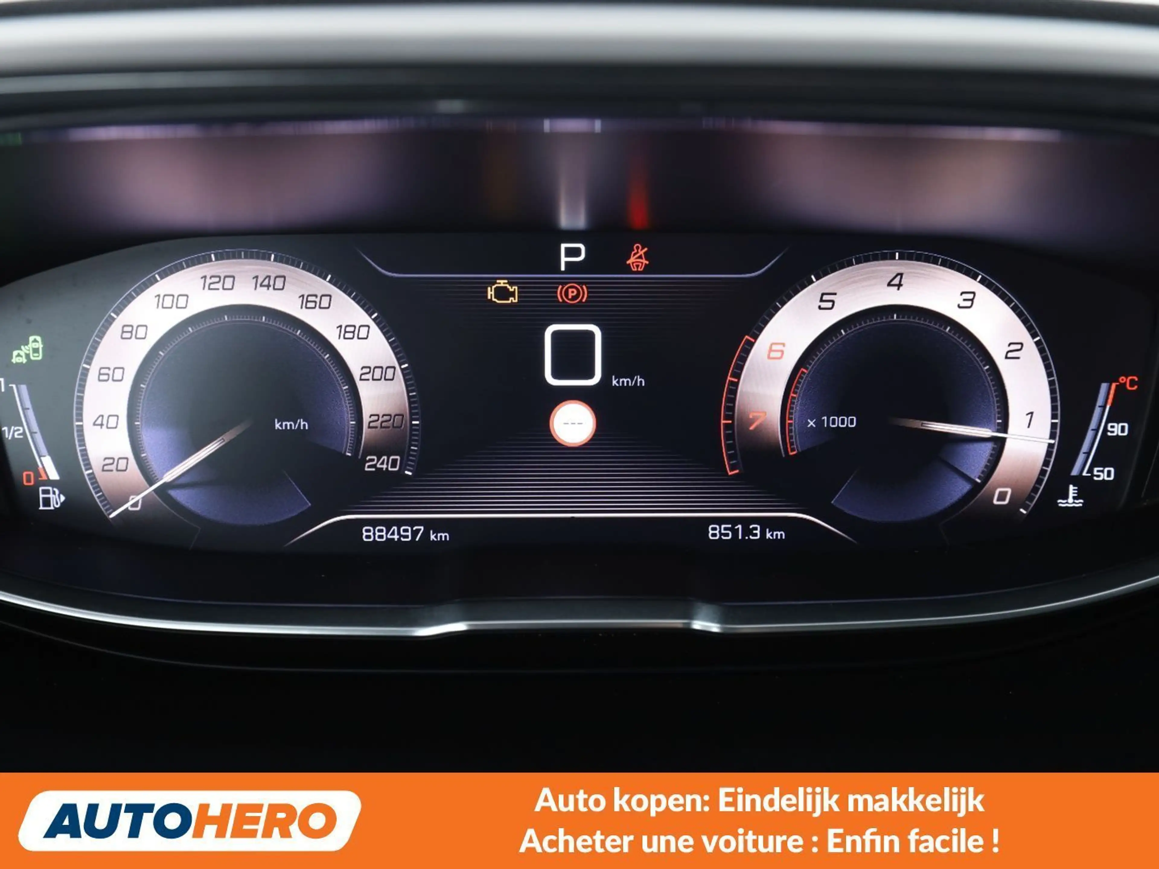 Peugeot 3008 1.6 THP Allure — photo 6