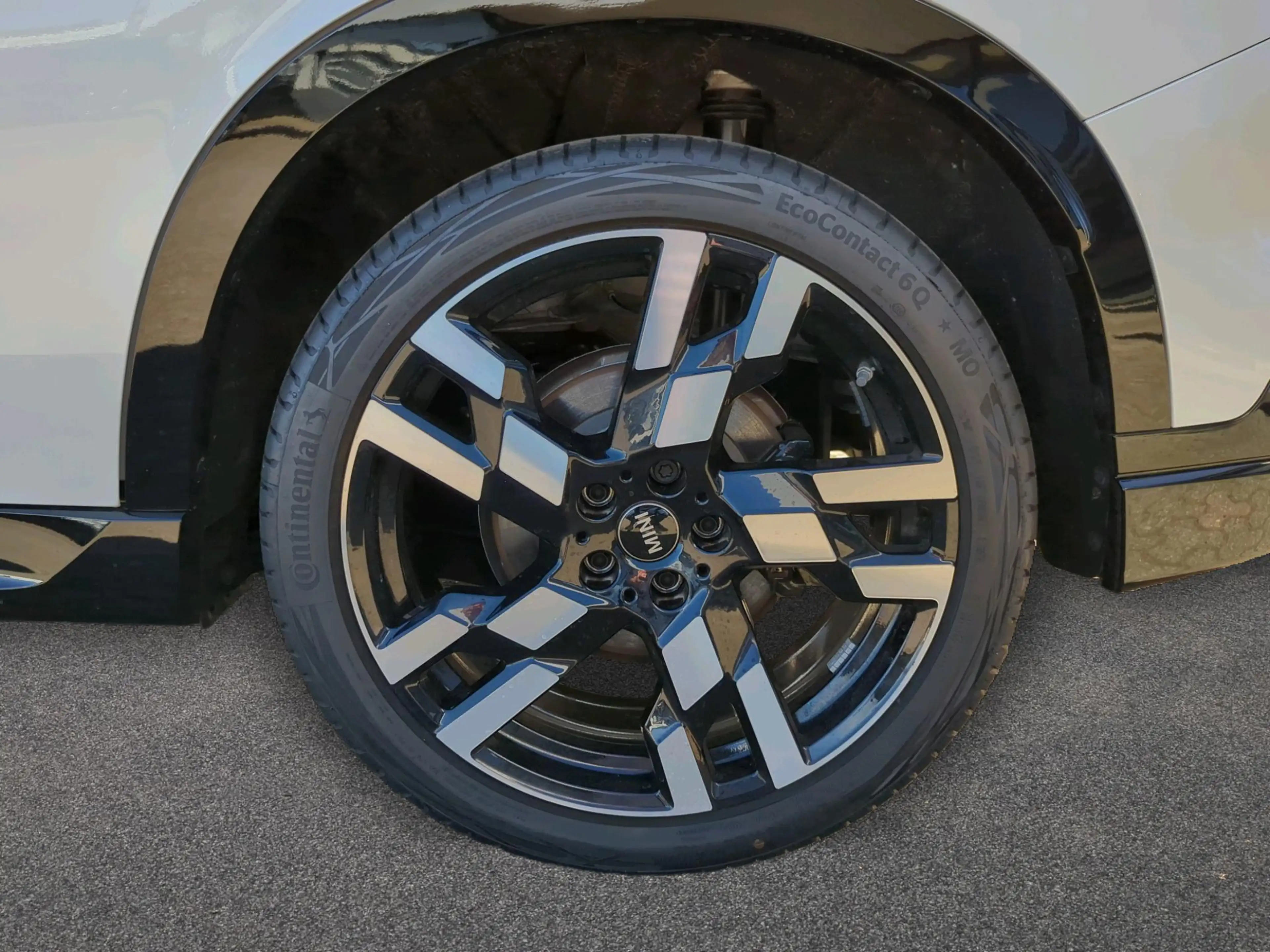 MINI Countryman S All4 John Cooper Works Trim — photo 11
