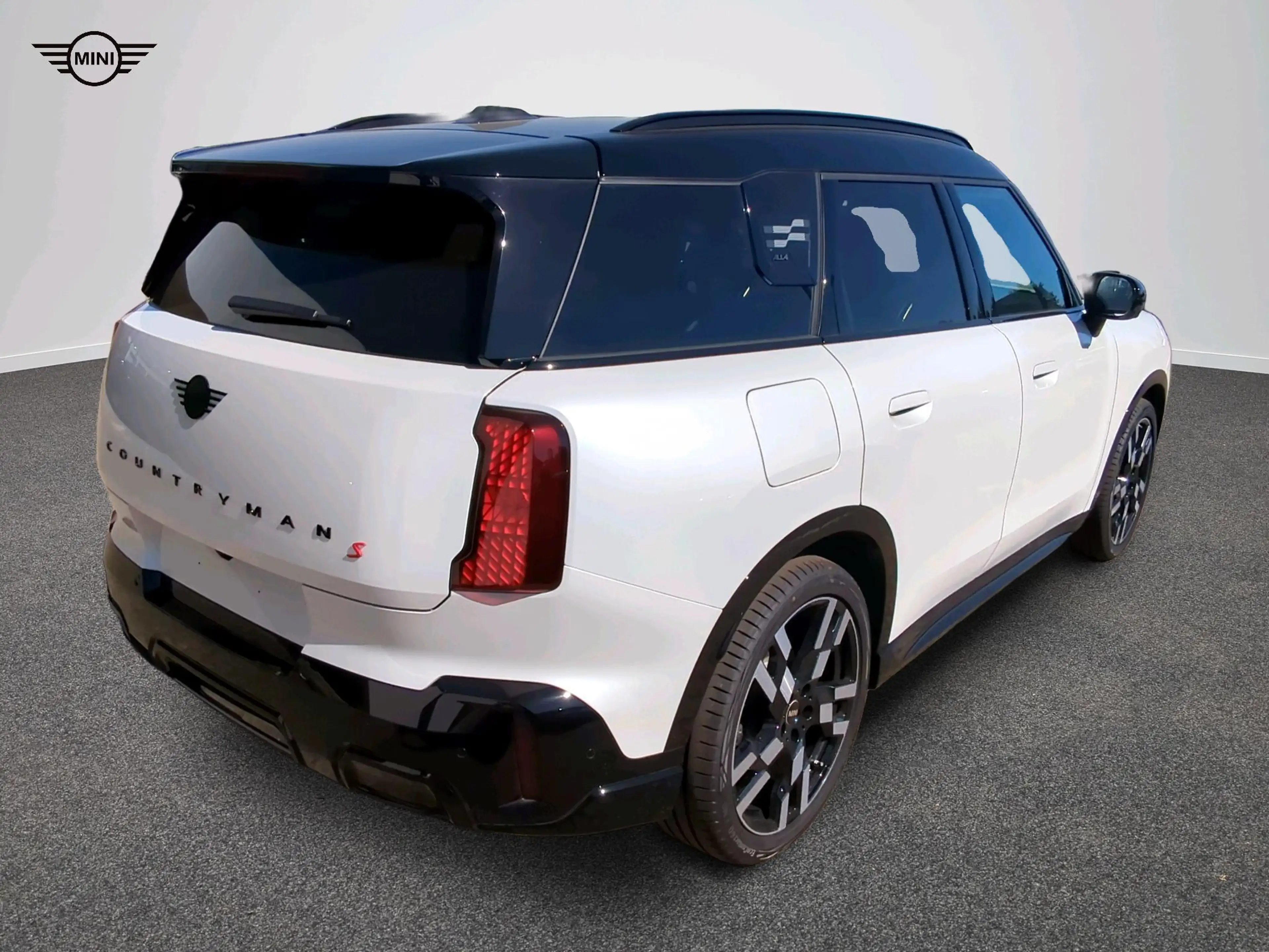 MINI Countryman S All4 John Cooper Works Trim — photo 4