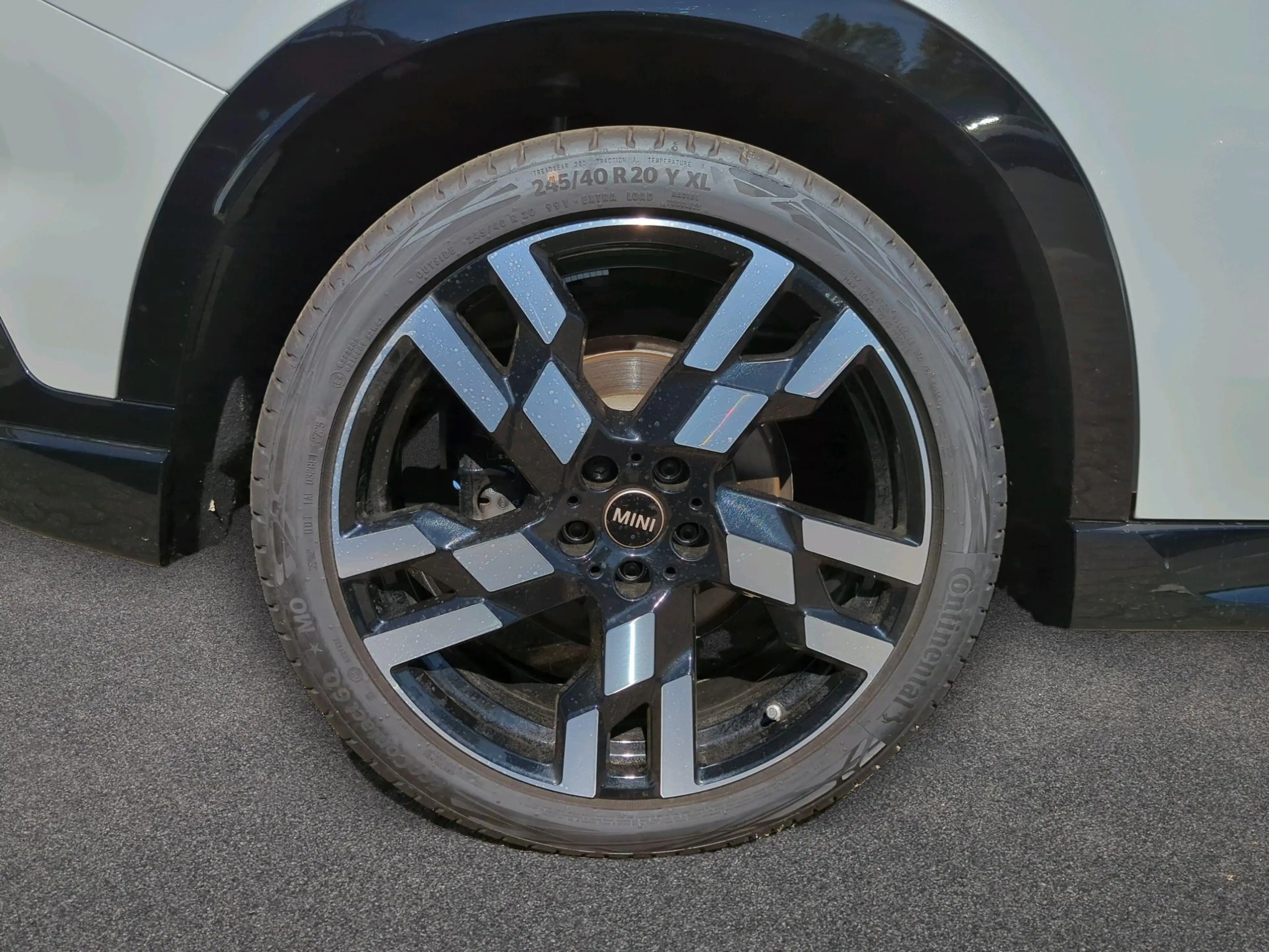 MINI Countryman S All4 John Cooper Works Trim — photo 8
