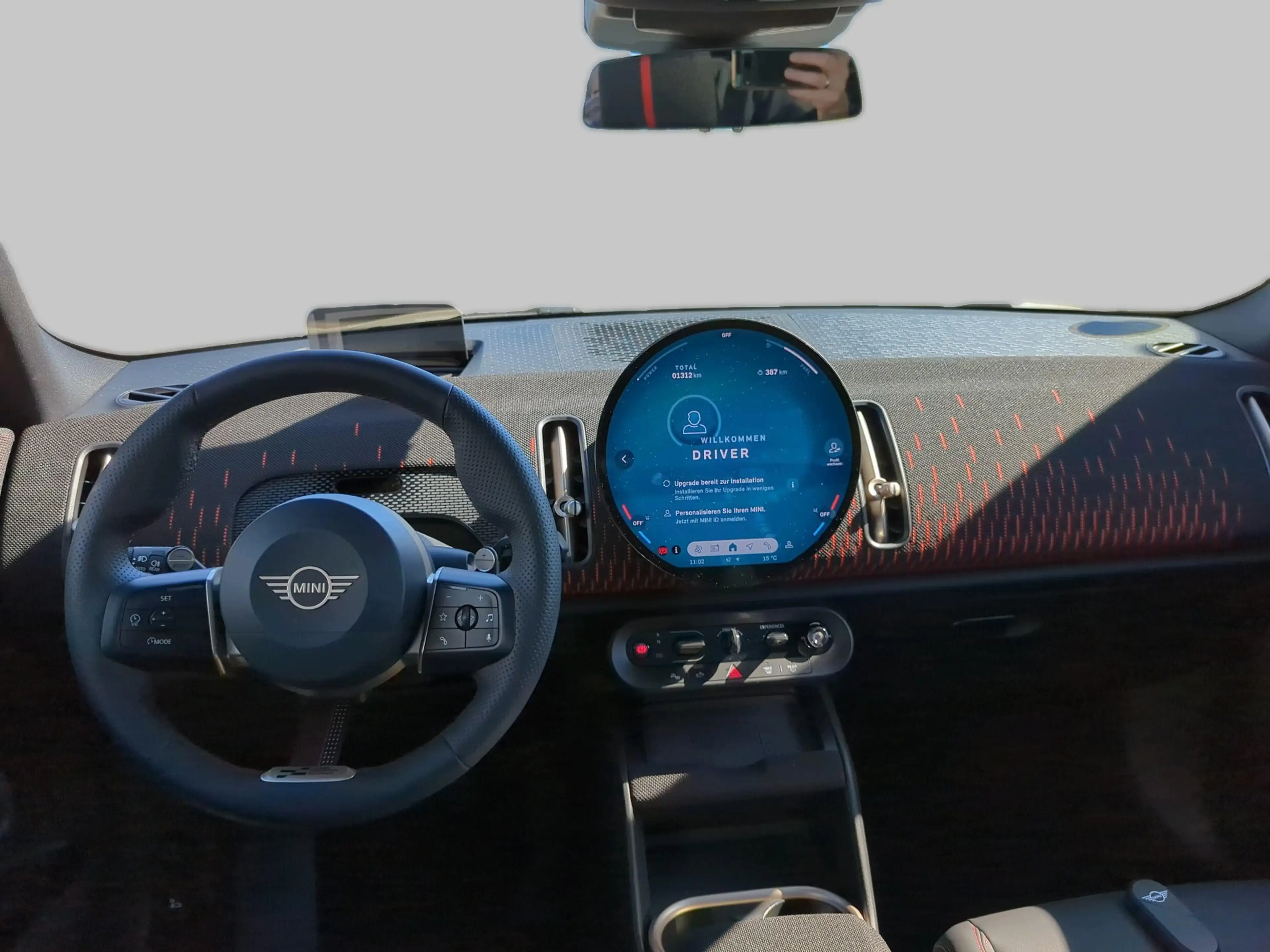 MINI Countryman S All4 John Cooper Works Trim — photo 12