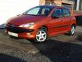 Peugeot 206 75 PS*KLIMAANLAGE*TÜV 01-2026*NUR 146 TKM*ABS.. Oranje - thumbnail 4