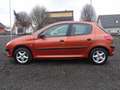 Peugeot 206 75 PS*KLIMAANLAGE*TÜV 01-2026*NUR 146 TKM*ABS.. Oranje - thumbnail 1