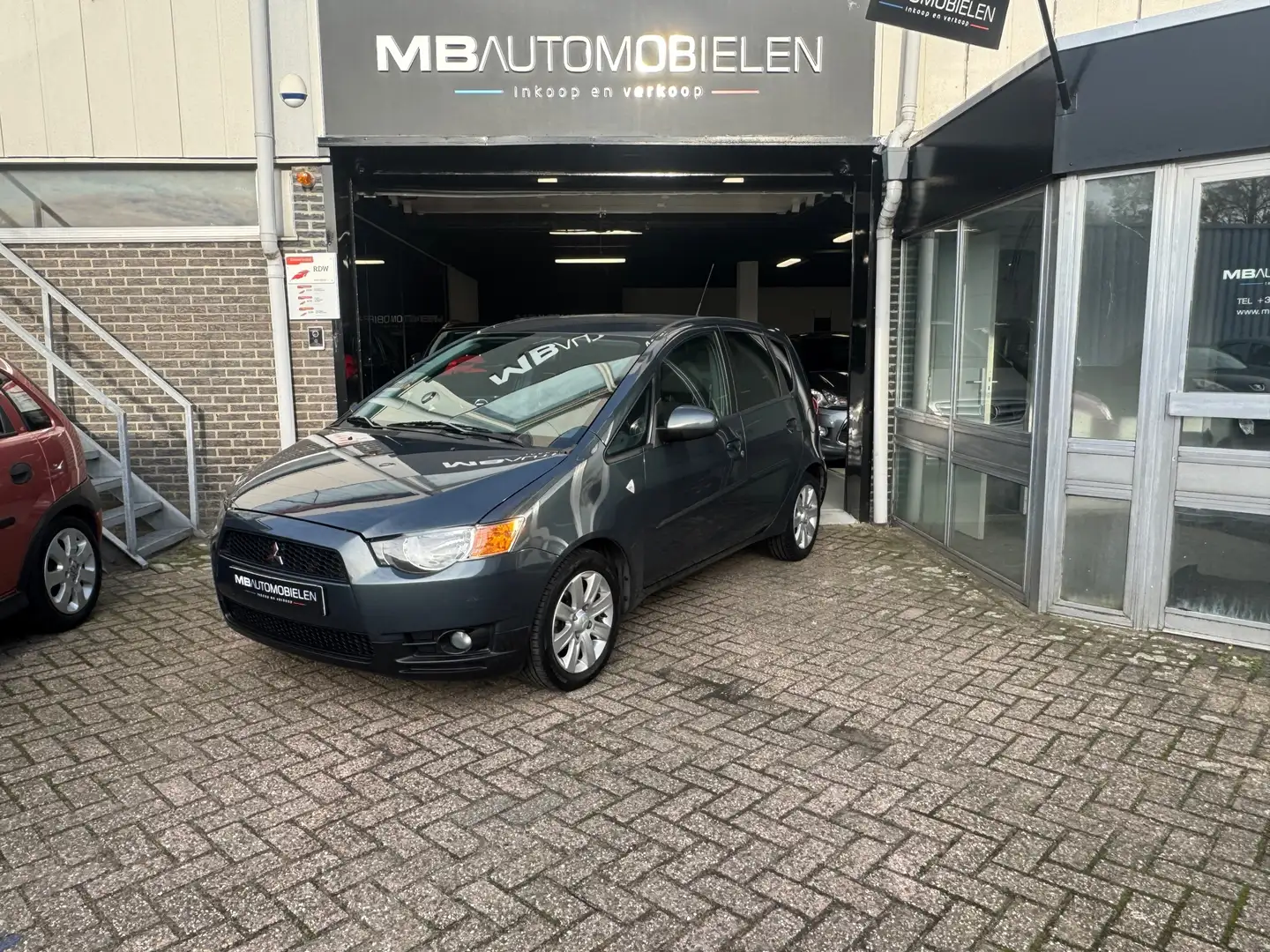 Mitsubishi Colt 1.3 Edition Two/1 Jaar APK/98DKM/NAP/Lichte zijsch Grau - 1