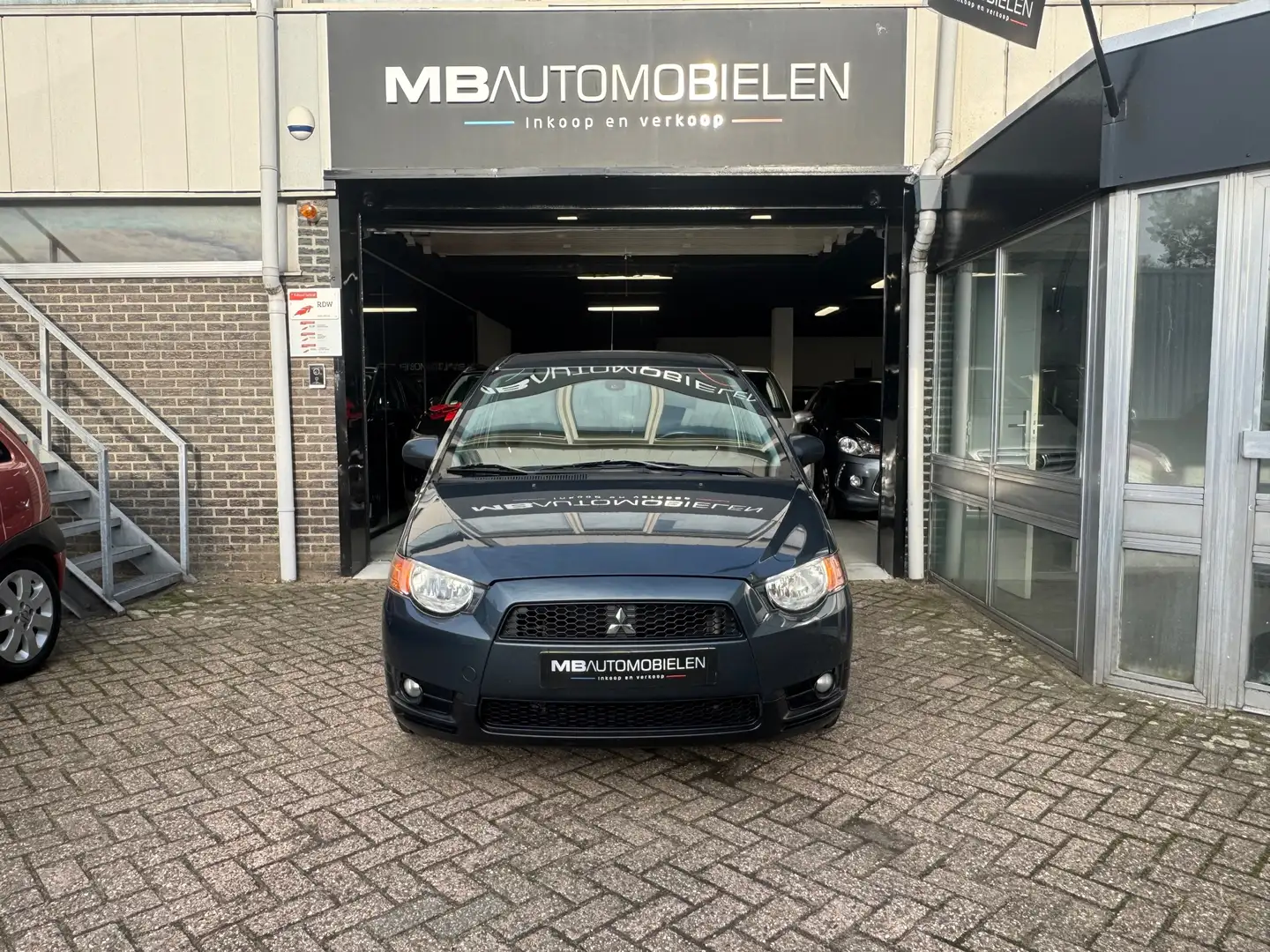 Mitsubishi Colt 1.3 Edition Two/1 Jaar APK/98DKM/NAP/Lichte zijsch Grau - 2