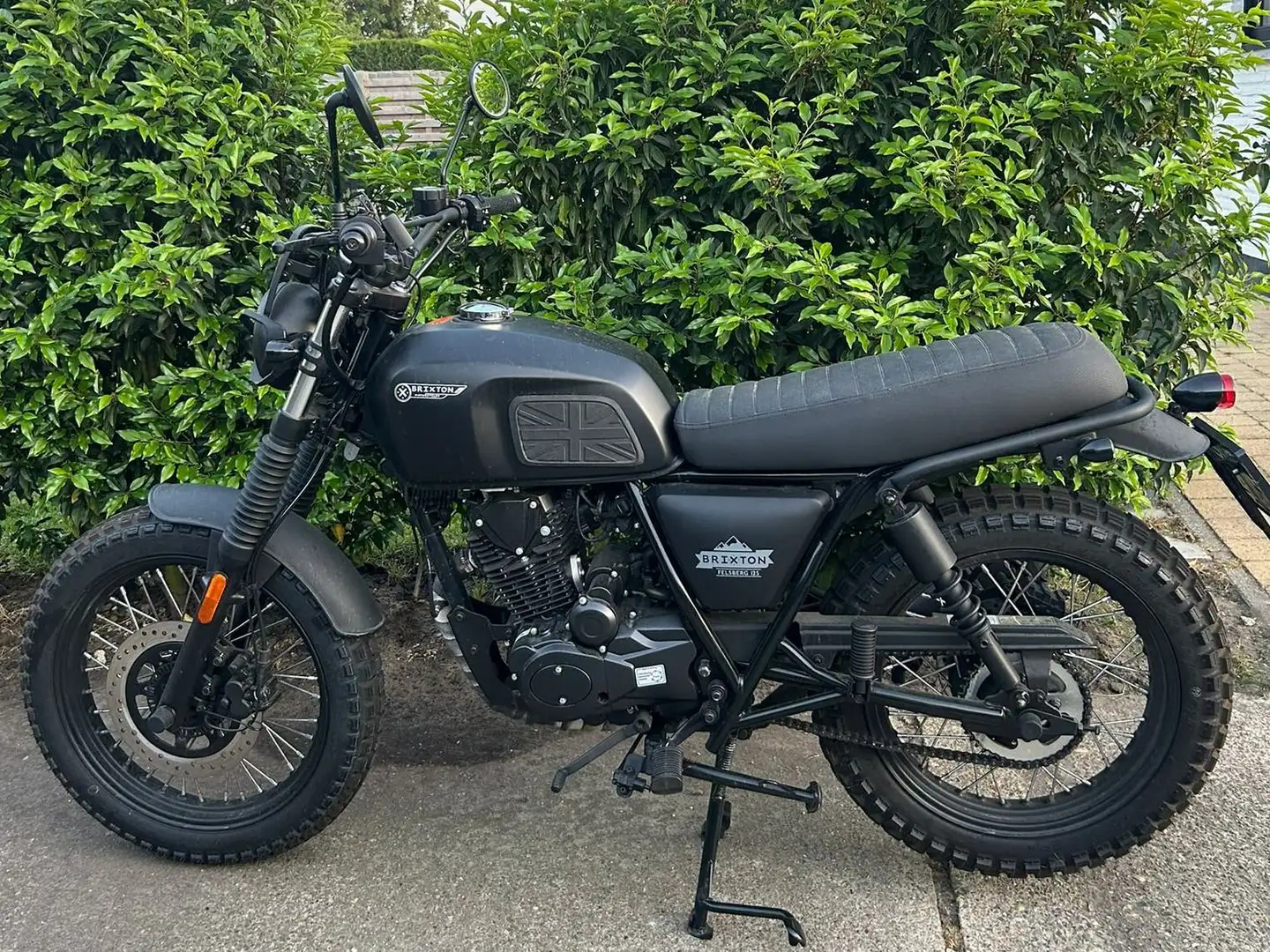 Brixton Felsberg 125 BX125 Černá - 2