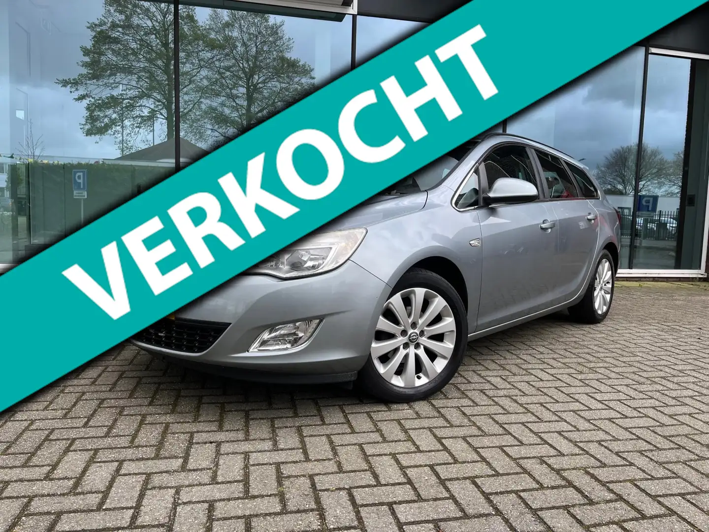 Opel Astra Sports Tourer 1.4 Turbo Cosmo - Navi - Climate - H Gris - 1