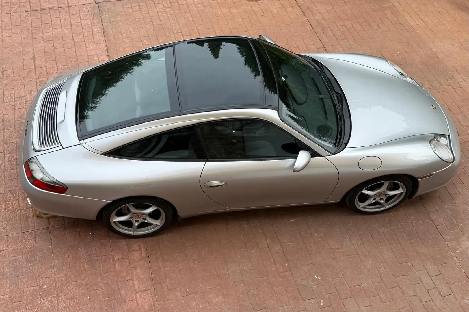 Porsche 911 Targa (Engine with 58.000kms) Silver - 2