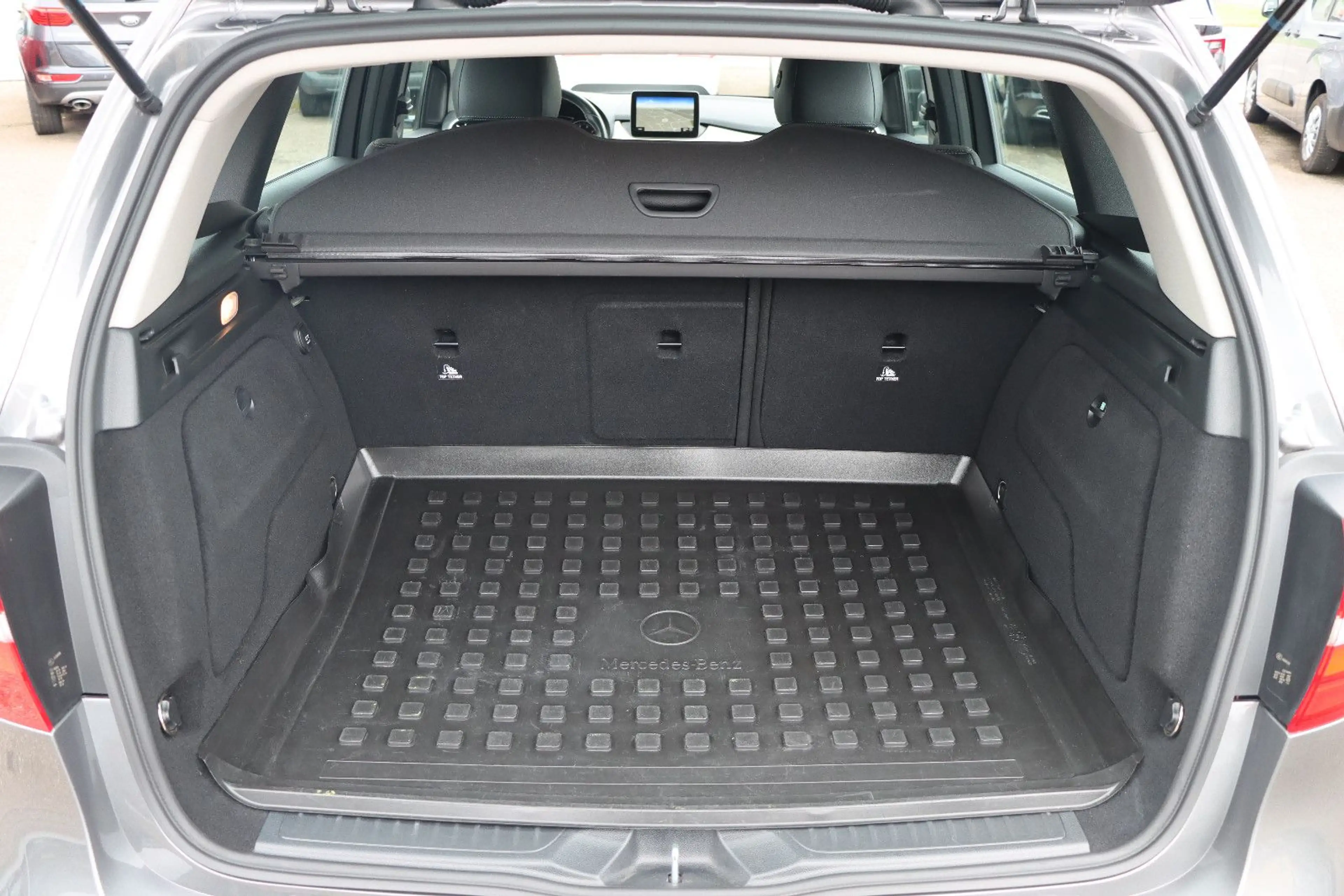 Mercedes-Benz B 200 l LEDER l NAVI l KAMERA l LED l — photo 15