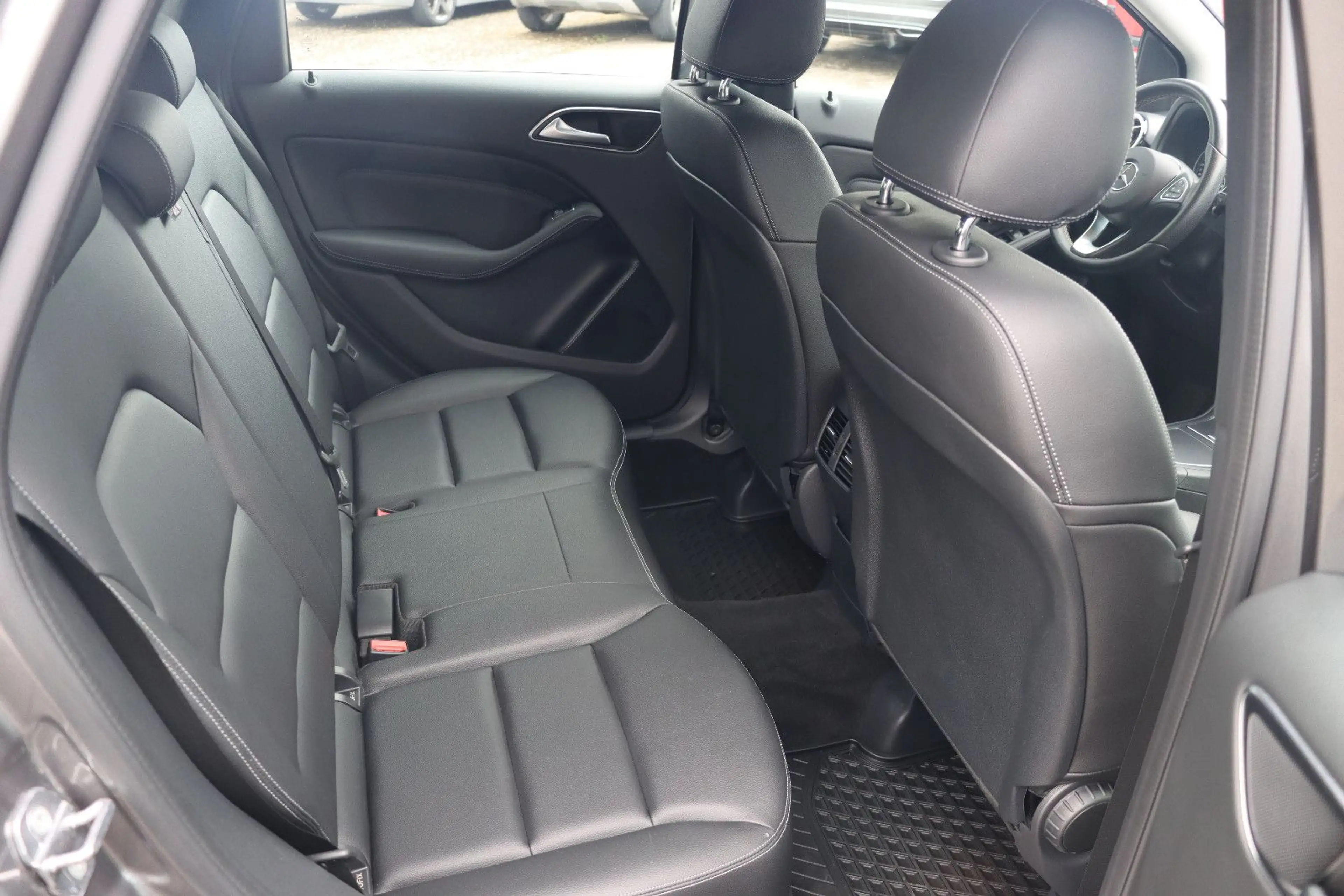 Mercedes-Benz B 200 l LEDER l NAVI l KAMERA l LED l — photo 14