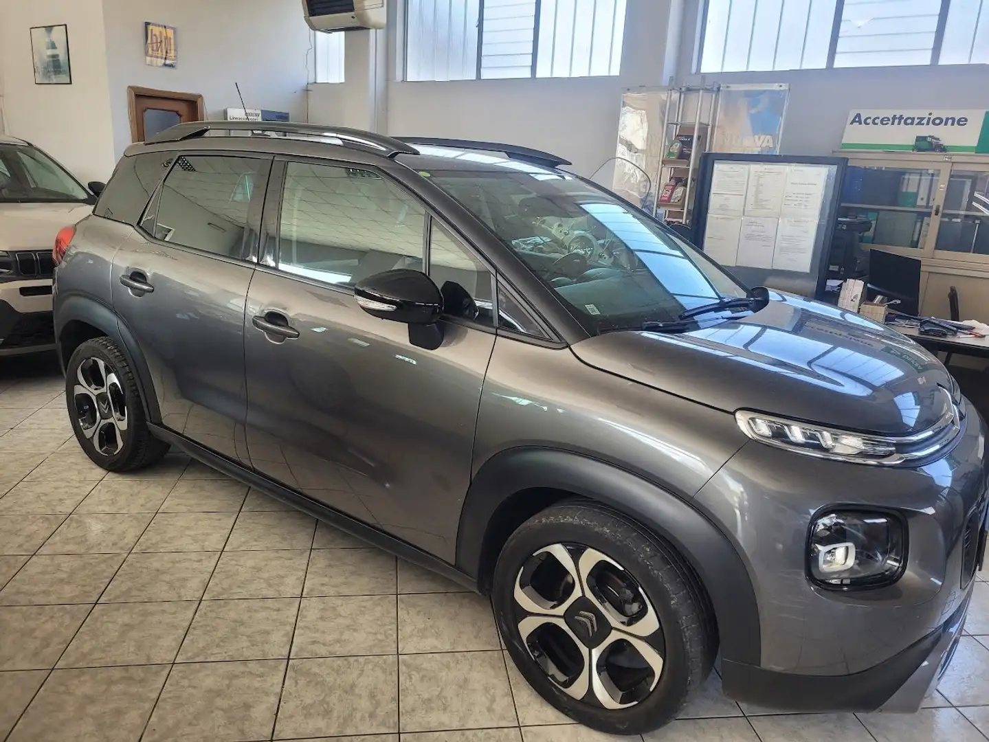 Citroen C3 C3 Aircross 1.5 bluehdi Shine s Grigio - 1