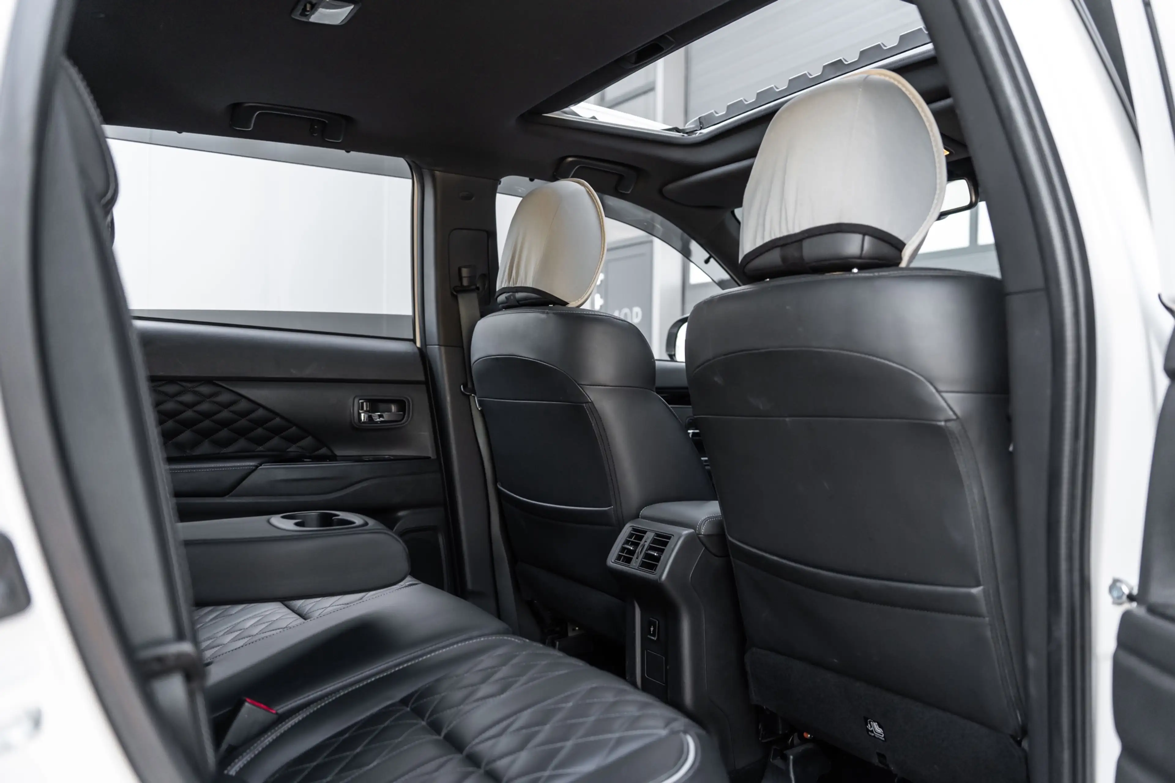 Mitsubishi Outlander 2.4 PHEV S-Edition 4WD|GARANTIE 2027|Pano |Vol Led — photo 5